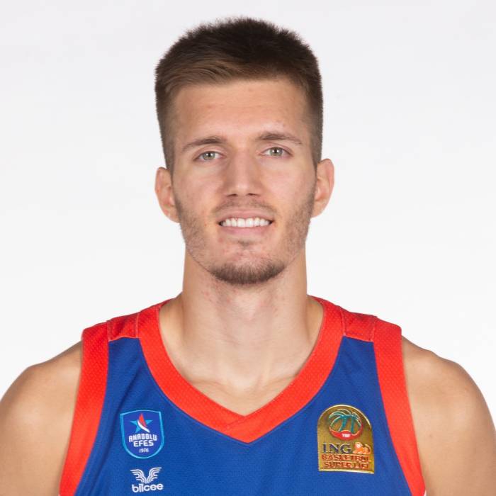 Foto de Filip Petrusev, temporada 2021-2022