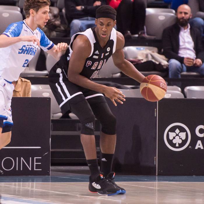 Photo of Valentin Chery, 2019-2020 season