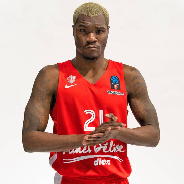 Foto de Jalen Jones, temporada 2021-2022