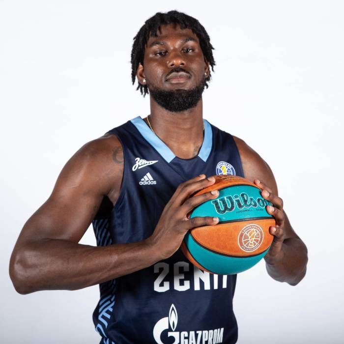 Foto de Alex Poythress, temporada 2021-2022