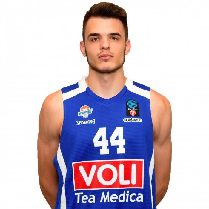 Foto de Fedor Zugic, temporada 2019-2020