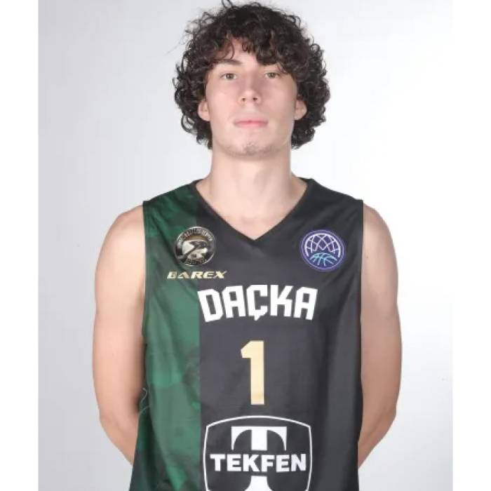 Photo of Efe Sarica, 2020-2021 season