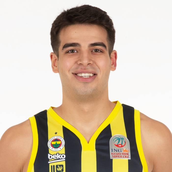 Foto de Enes Bayraktar, temporada 2021-2022