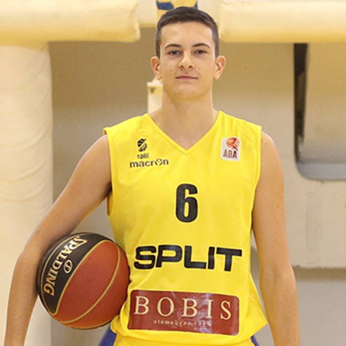 Foto de Bruno Rebic, temporada 2019-2020