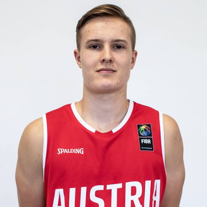 Foto de Valentin Pasterk, temporada 2019-2020