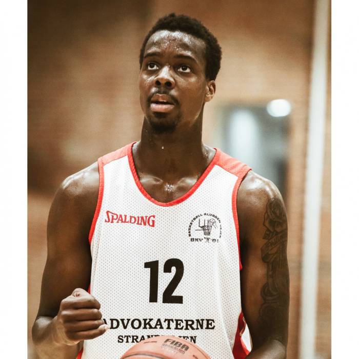 Foto de Nadir Alston, temporada 2019-2020