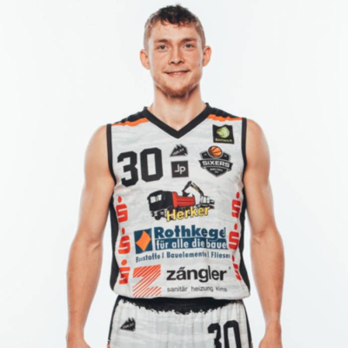 Photo of Vincent Friederici, 2021-2022 season