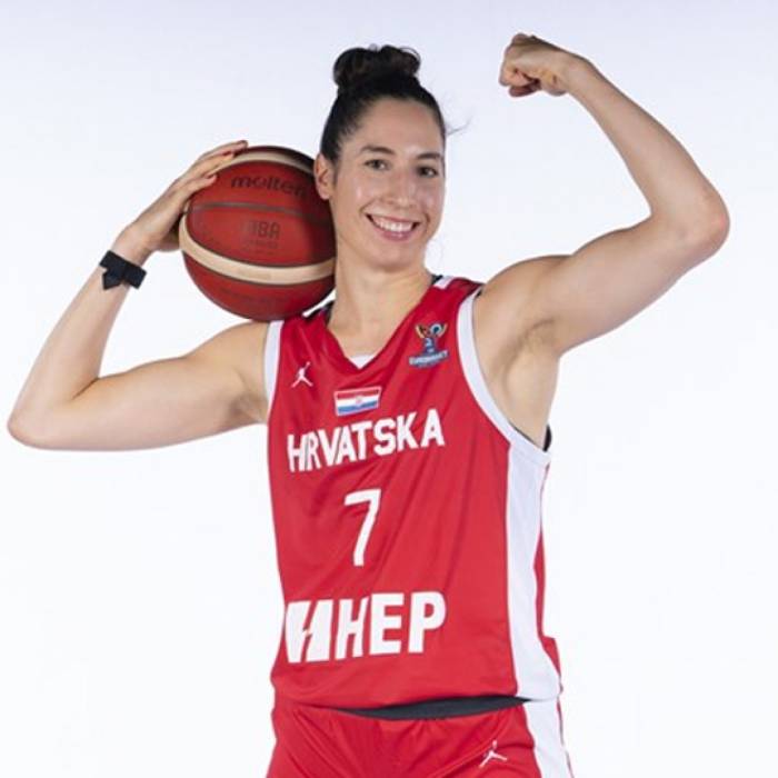 Photo de Ivana Tikvic, saison 2021-2022