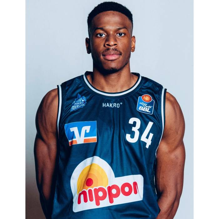 Photo of Richmond Aririguzoh, 2021-2022 season