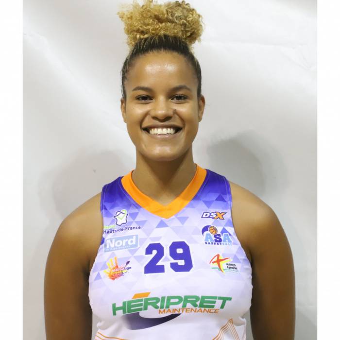 Foto de Stepha M'baye, temporada 2019-2020