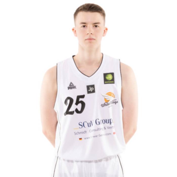 Photo of Luca Eibelshauser, 2021-2022 season