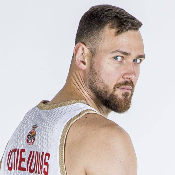 Foto de Donatas Motiejunas, temporada 2023-2024