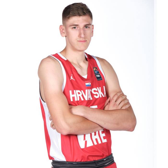 Foto de Ivan Matlekovic, temporada 2022-2023