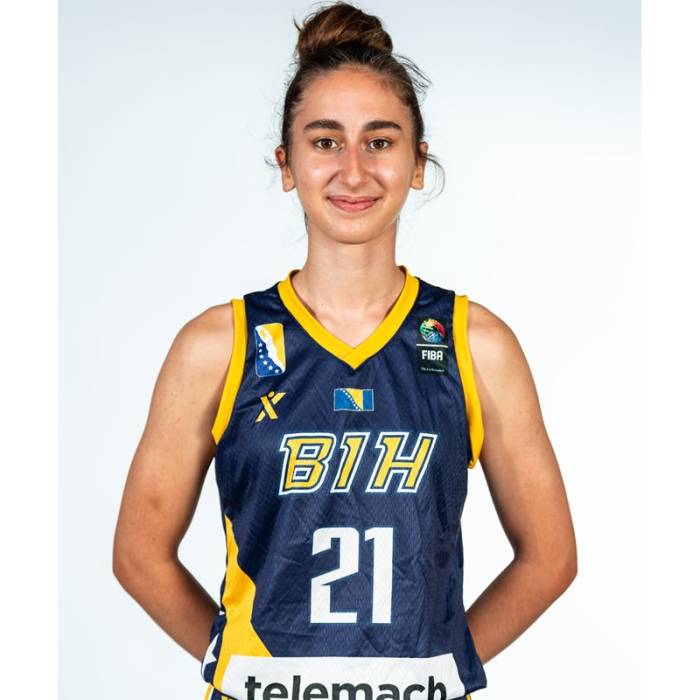 Foto de Emina Kameric, temporada 2022-2023