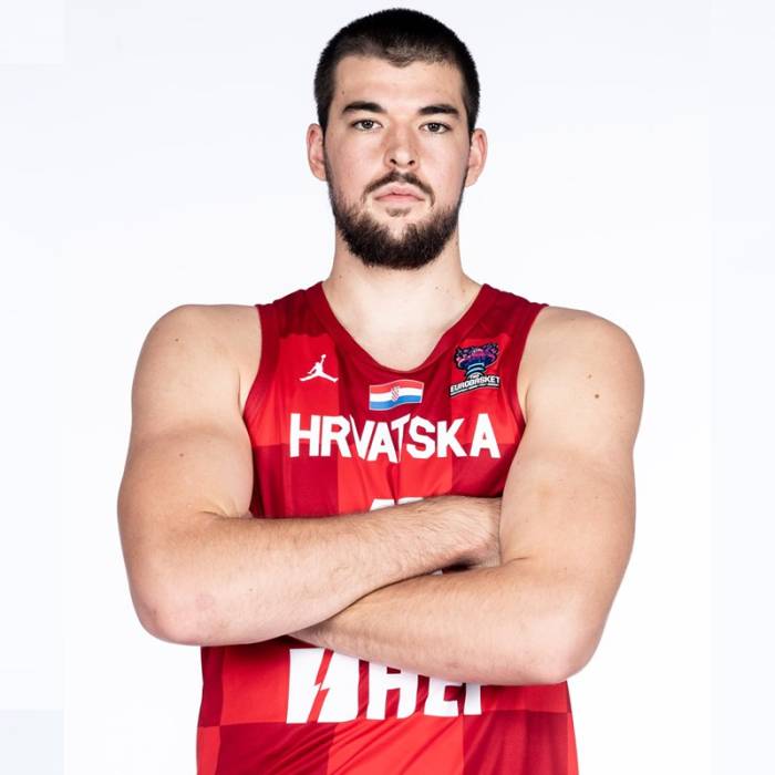 Foto di Ivica Zubac, stagione 2022-2023