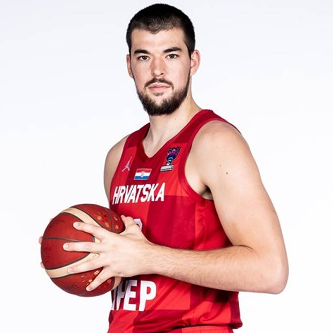 Foto di Ivica Zubac, stagione 2022-2023