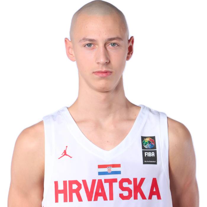 Foto de Zvonimir Dujakovic, temporada 2024-2025